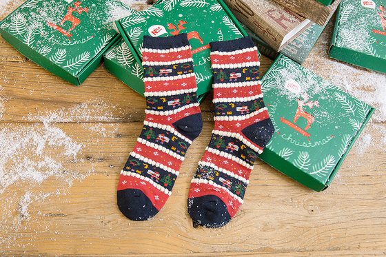 Fashion Design Geometric Pattern Knitted Christmas Socks For Christmas Gift