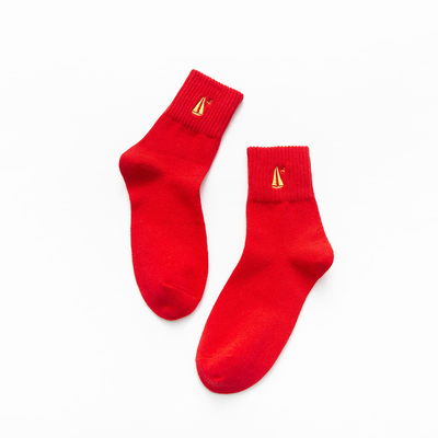 Wholesale Hot Sale Cotton Women Christmas Socks Cheap Cute New Year Red Socks Women