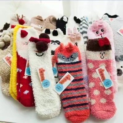 Japanese Coral Velvet Floor Socks Thickened Three-Dimensional Cartoon Embroidery Half Velvet Christmas Socks Box Christm