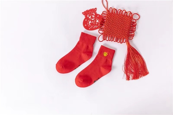 Red Color Hot Selling Custom Happy Funny embroidery Christmas Socks With High Quality