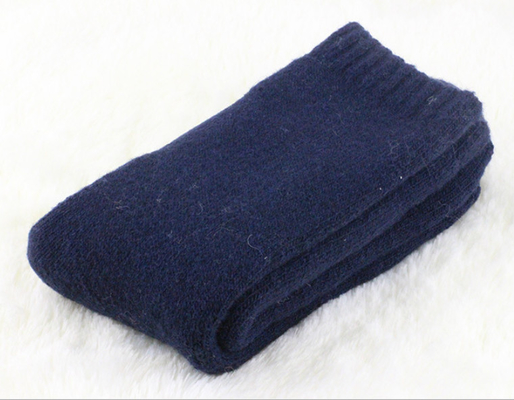 Hot Sale Fashion Wholesale Winter Thick Thermal Pure Color Terry Wool Socks Men