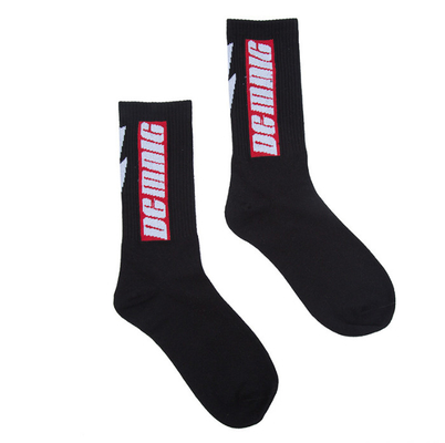 Factory Price Hot Sale Fashion New Fashion Happy Funny Skateboard sport Socks For Man