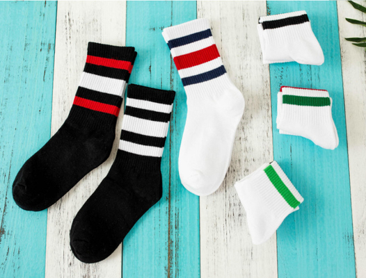 Wholesale Good Quality Fashion 3 Lines Striped Students Socks Breathable Cotton Sports Stripe Women Socks