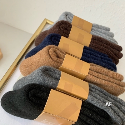 Wholesale Winter Hot Sale Fashion Solid Wool Stocking Thick Thermal Pure Color Crew Warm Terry Men Wool Socks