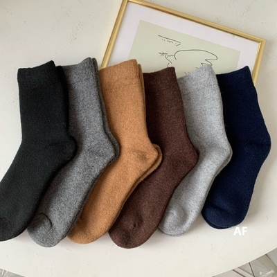 Wholesale Winter Hot Sale Fashion Solid Wool Stocking Thick Thermal Pure Color Crew Warm Terry Men Wool Socks