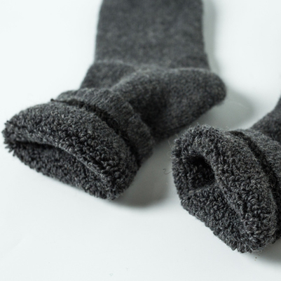 Hot Sale Winter Super Thick Thermal Fashion Solid Cozy Wool Socks Men