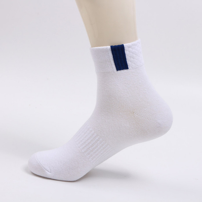 Wholesale Excellent Cotton Cheap Pure Color Soft Cotton Sports Socks Men