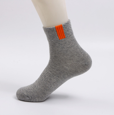 Wholesale Excellent Cotton Cheap Pure Color Soft Cotton Sports Socks Men