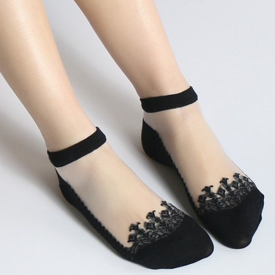 Summer Hot Sale Ultra Thin Transparent Lace Sock Korean Style Fashion Jacquard Glass Silk Short Ankle Socks Women