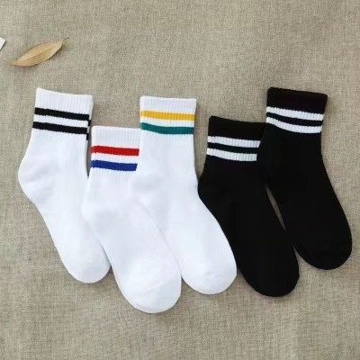 Wholesale All Seasons Simple White Grey Black Ankle Men Socks