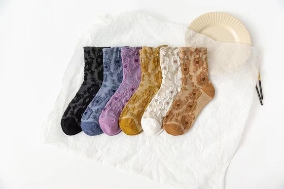 Socks Women Autumn And Winter Tube Socks Ins Women'S Socks New Japanese Retro Curled Floral Loose Mouth Confinement Sock