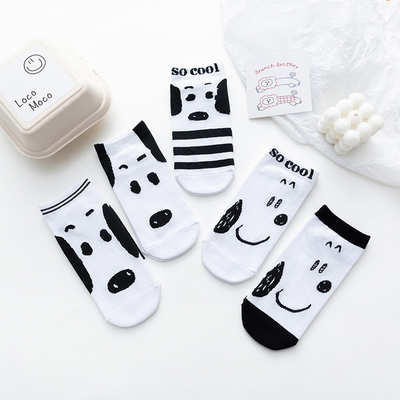 New Product Spring Korean New Fashion Cartoon Dog Cute Girls Socks Cotton Black White Women Ankle Socks