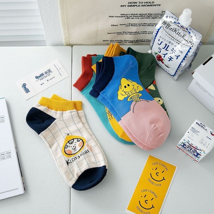 Wholesale Spring New Funny Cartoon Pattern Cute Pretty Girls Socks Cotton Trendy Cartoon Women Ankle Socks