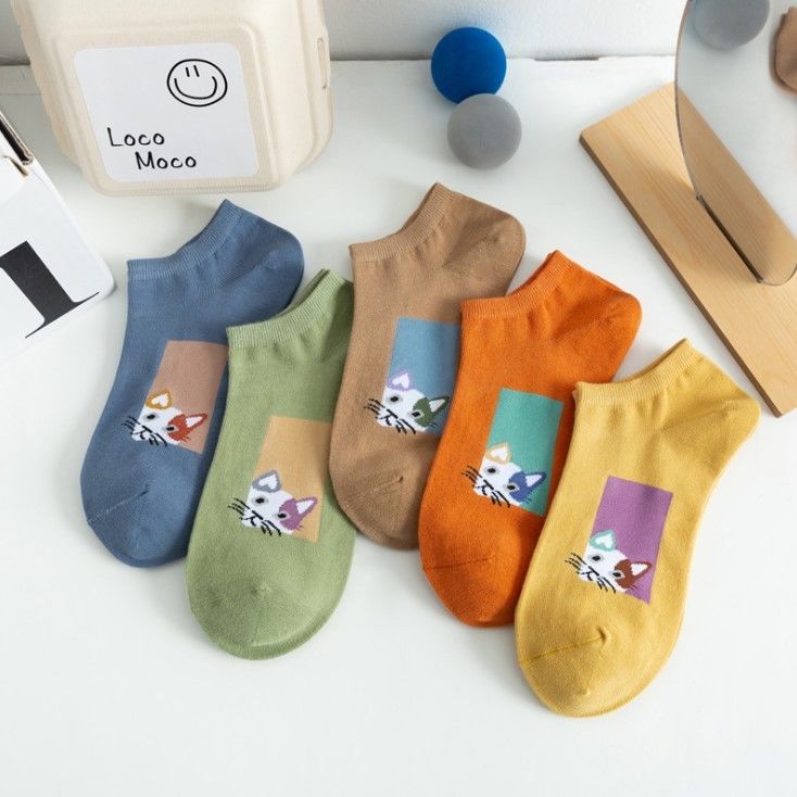 Wholesale New Cute Cartoon Cat Colorful Pattern Socks Fancy Low Cut Women Ankle Socks