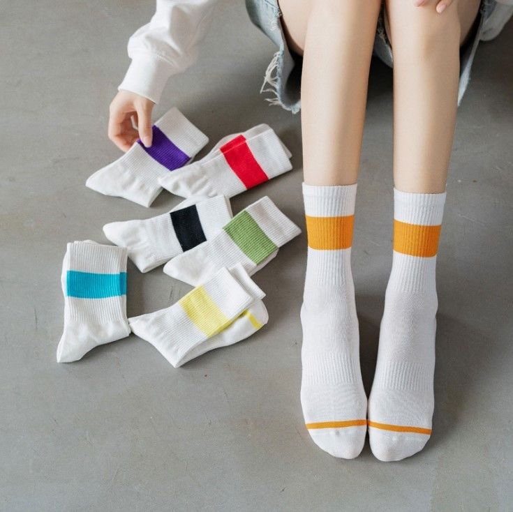 Wholesale Japanese New Fancy Rainbow Colorful Striped Ladies Socks Bulk Cotton Sports Tube Women Socks